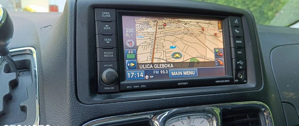 Lancia Voyager cena 63500 przebieg: 222000, rok produkcji 2014 z Międzylesie małe 529